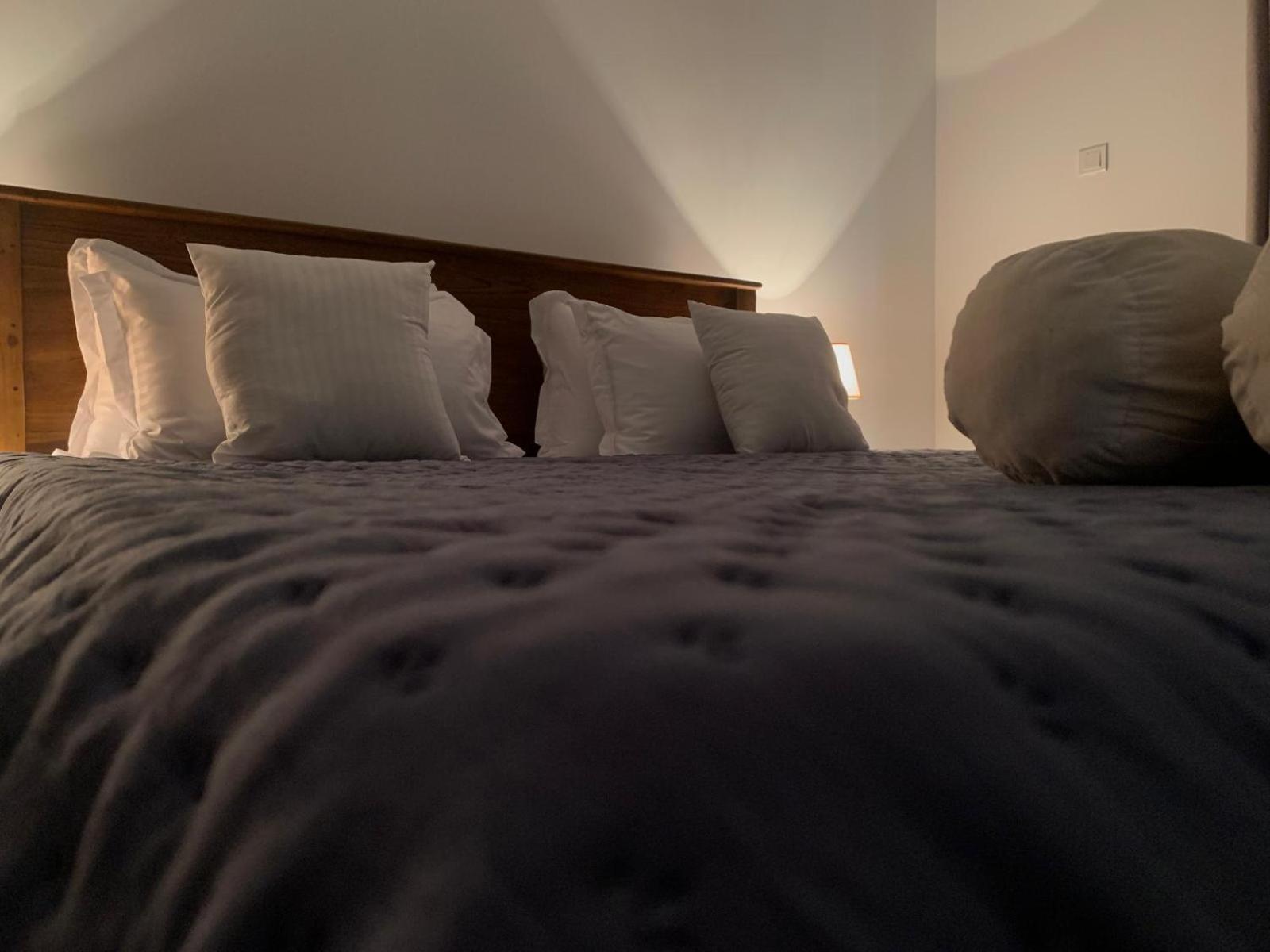 Sebastian Transit Villa With Free Shuttle Service To Airport Kotugoda Экстерьер фото
